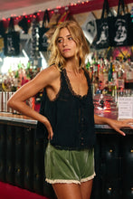 Load image into Gallery viewer, Faye Lace Top (BLACK)