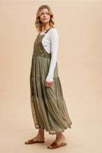 Load image into Gallery viewer, Poppy Embroidered Dress