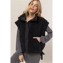Load image into Gallery viewer, Clara Sherpa Vest