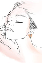 Load image into Gallery viewer, Pearl Bow Earrings