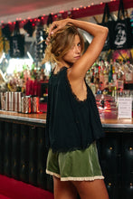 Load image into Gallery viewer, Faye Lace Top (BLACK)
