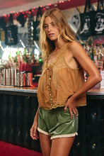 Load image into Gallery viewer, Faye Lace Top (CAMEL)
