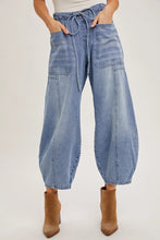 Load image into Gallery viewer, Denim Mid-Waist Barrel Jeans
