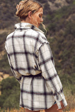 Load image into Gallery viewer, Comfy Flannel (White)
